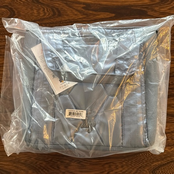 Lug Cadence, Metallic Blue Moon, NWT - Picture 2 of 8